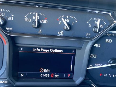 Used 2019 GMC Sierra 1500 SLE w/ SLE Value Package image 21