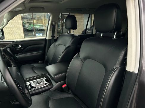 Used 2024 INFINITI QX80 Luxe image 25