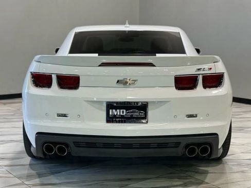 Used 2013 Chevrolet Camaro ZL1 w/ Gray Stripe Package image 8
