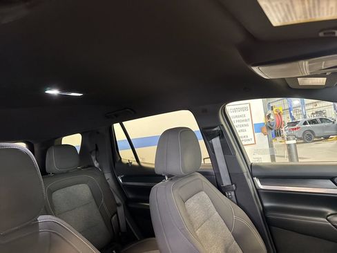 Used 2026 GMC Terrain Elevation AWD/4WD image 32