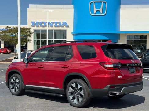 New 2026 Honda Pilot Elite image 8
