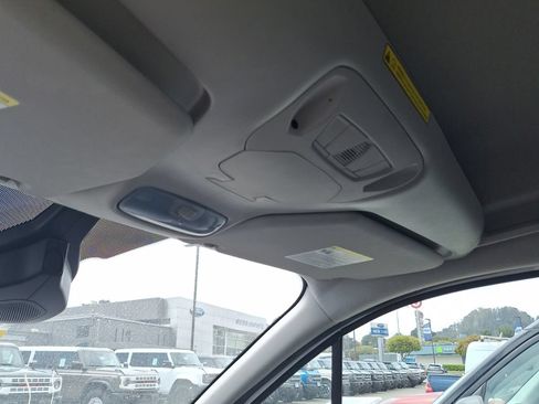 Certified 2022 Ford Transit Connect XL FWD image 15