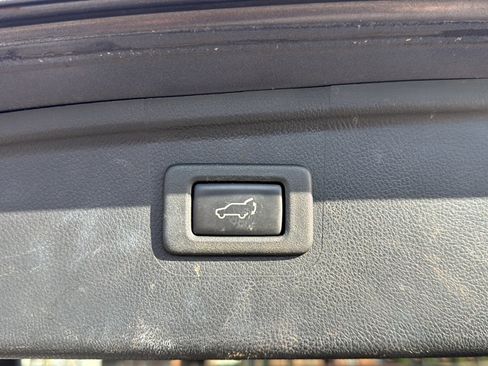 Used 2015 Subaru Outback 2.5i Limited w/ Popular Package #4 image 24