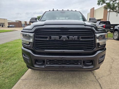 Used 2019 RAM 2500 Laramie w/ Night Edition AWD/4WD image 2