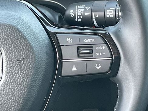 Certified 2026 Honda HR-V EX-L image 13