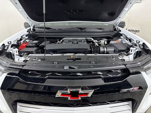 New 2025 Chevrolet Colorado ZR2 w/ Technology Package image 32