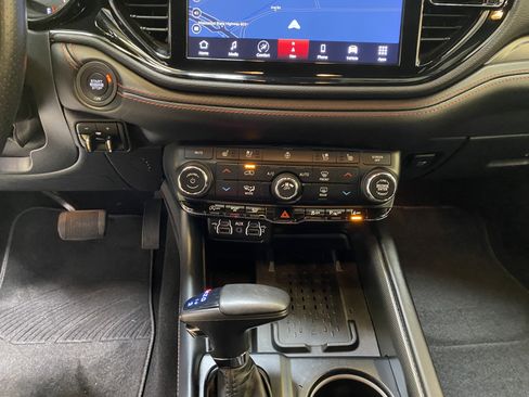 Used 2025 Dodge Durango GT image 47