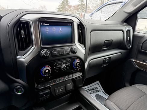 Used 2019 Chevrolet Silverado 1500 LT Trail Boss image 29