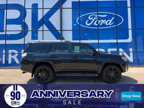 Used 2024 Toyota 4Runner SR5 Premium w/ Moonroof Package RWD image 1