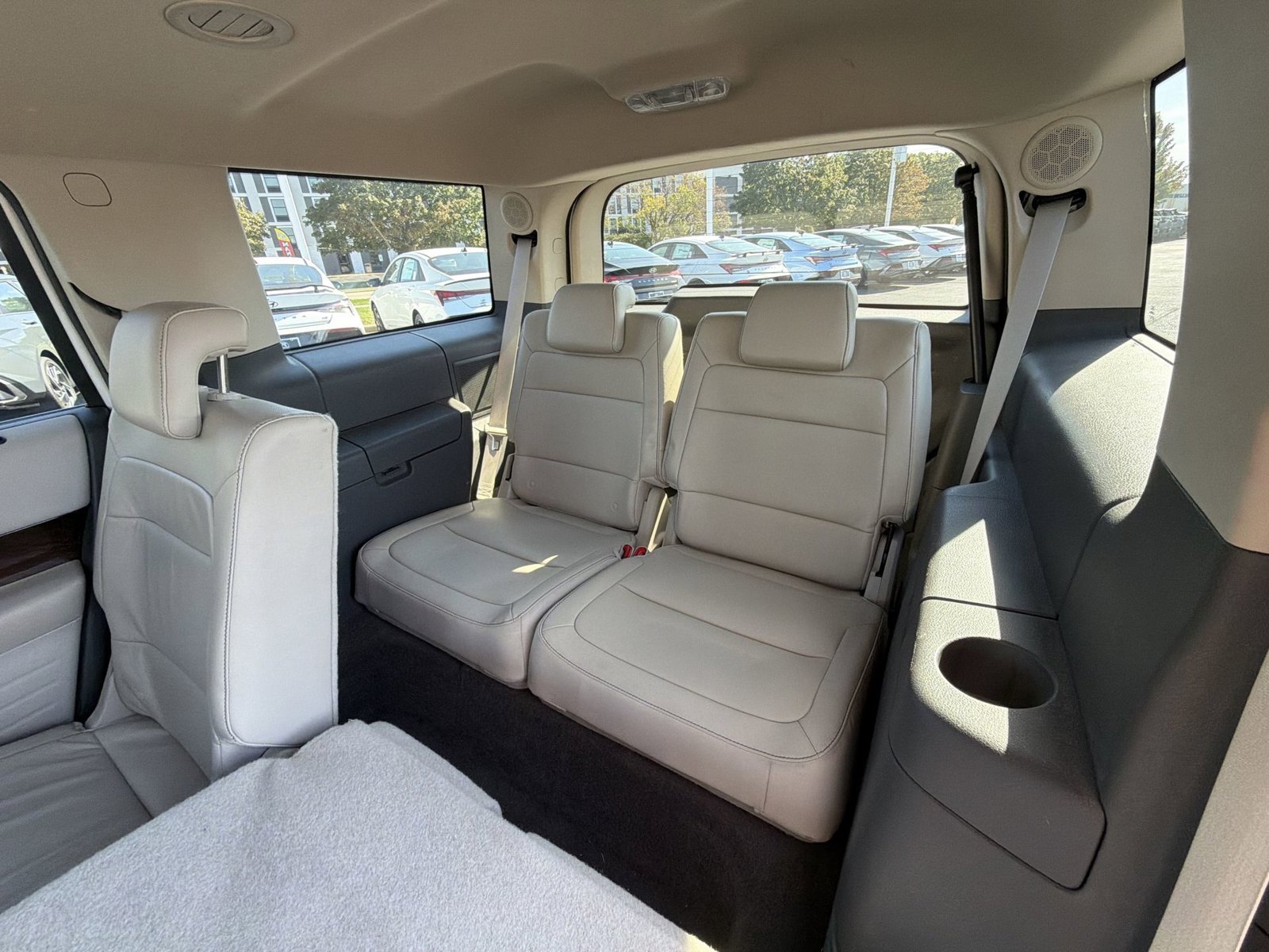 Used 2011 Ford Flex SEL w/ Rapid Spec Order Code FWD image 22