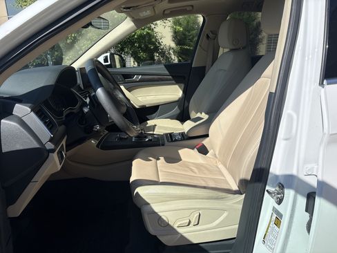 Used 2019 Audi Q5 2.0T Premium AWD/4WD image 16
