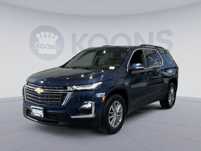 Used 2023 Chevrolet Traverse LT
