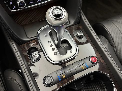 Used 2015 Bentley Flying Spur V8 AWD/4WD image 19