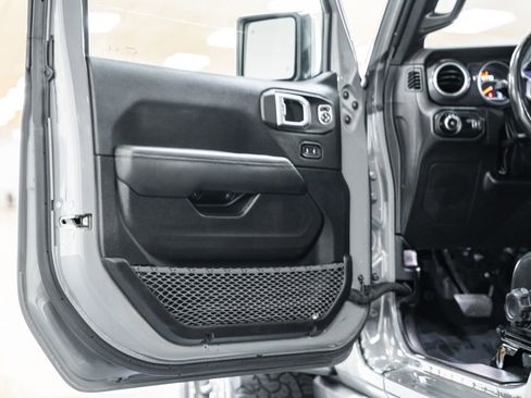 Used 2023 Jeep Wrangler Unlimited Rubicon 392 image 45