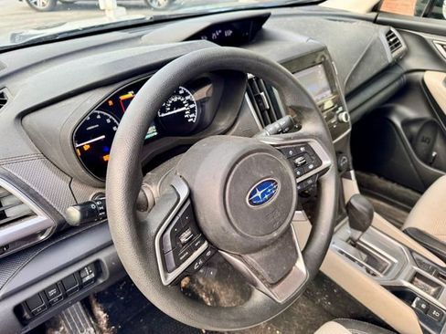 Used 2023 Subaru Forester AWD/4WD image 10