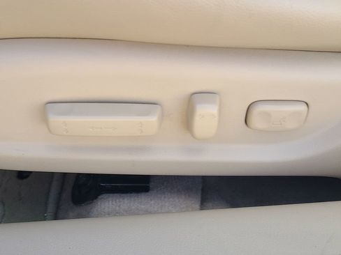 Used 2010 Honda Accord EX-L image 26