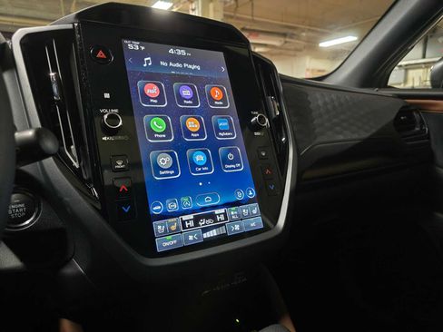 Used 2025 Subaru Forester Touring image 29