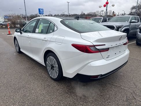 New 2026 Toyota Camry XLE AWD/4WD image 5