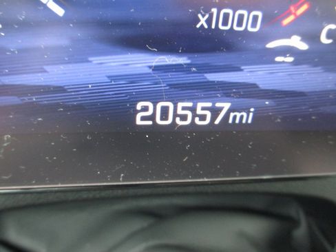 Used 2024 Chevrolet Traverse LS image 27