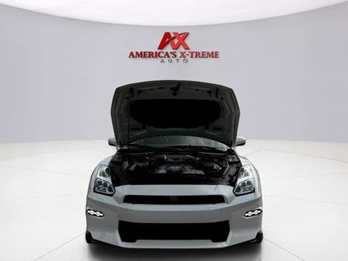 Used 2024 Nissan GT-R w/ Floor Mat Package AWD/4WD image 61