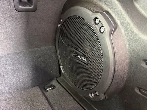 Used 2023 Jeep Wrangler Unlimited w/ 8.4" Radio Group image 29