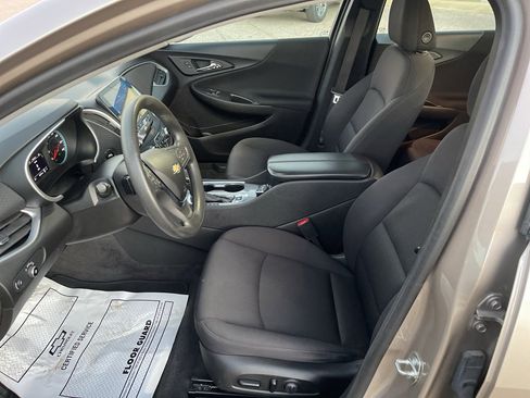 Used 2023 Chevrolet Malibu LT image 7