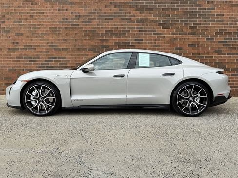 Certified 2024 Porsche Taycan image 2