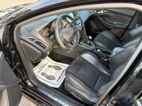 Used 2017 Ford Focus RS image 11