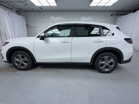Certified 2026 Honda HR-V LX image 5