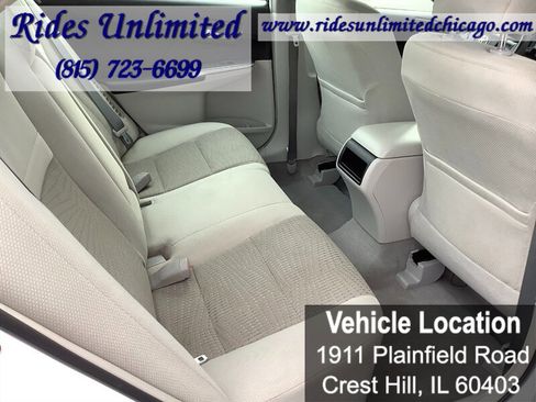 Used 2012 Toyota Camry LE FWD image 27
