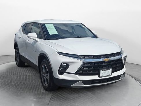 Used 2023 Chevrolet Blazer LT AWD/4WD image 7