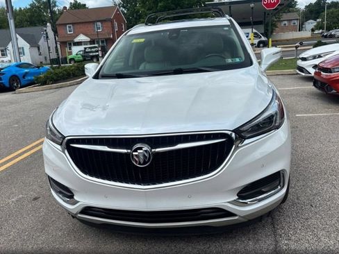 Used 2018 Buick Enclave Premium w/ Experience Buick Package AWD/4WD image 3