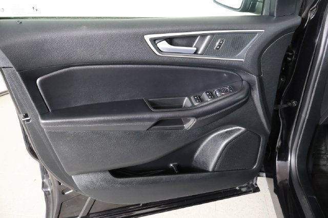 Used 2024 Ford Edge SEL AWD/4WD image 17