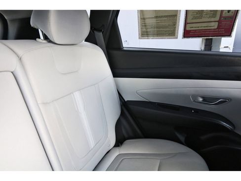Certified 2025 Hyundai Tucson SEL FWD image 14