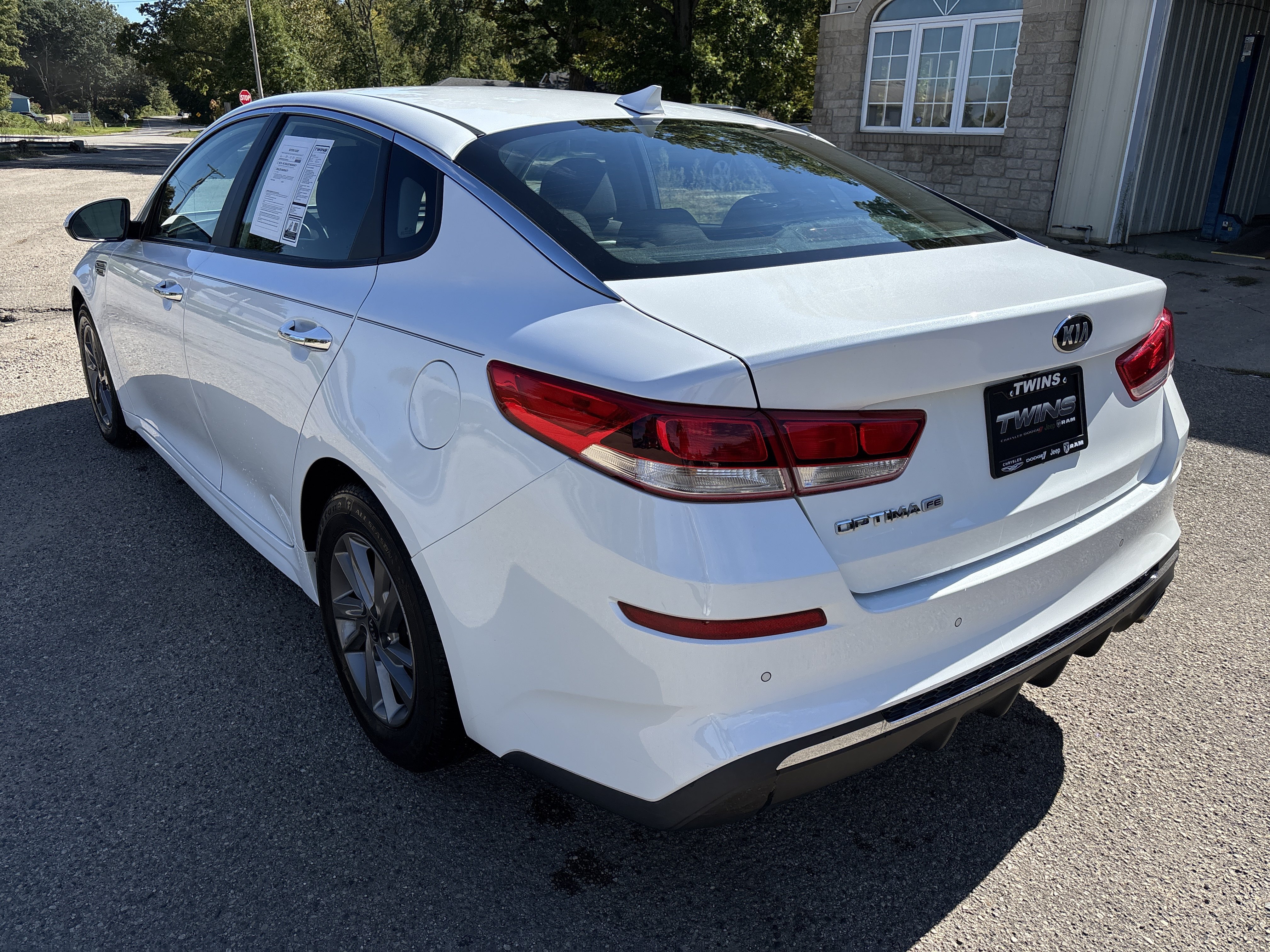 Used 2020 Kia Optima LX FWD image 7