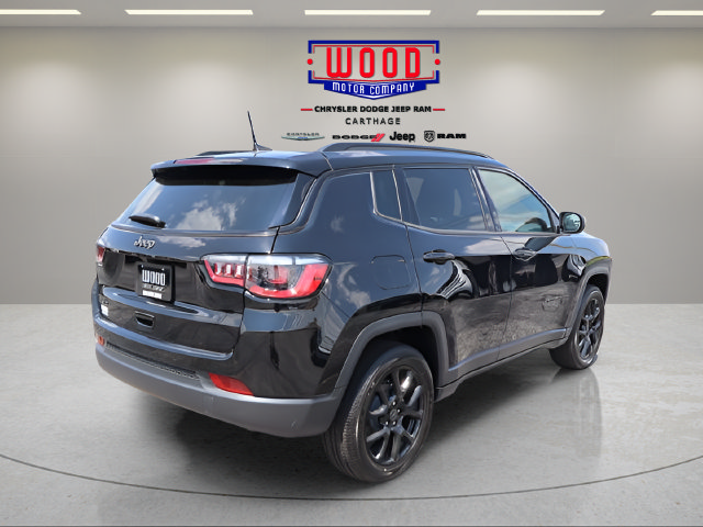 New 2026 Jeep Compass Latitude AWD/4WD image 3