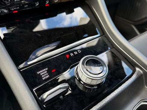 New 2025 Jeep Grand Cherokee L Limited w/ Luxury Tech Group II image 4