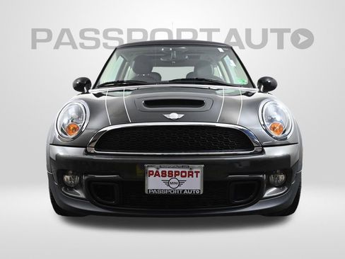 Used 2011 MINI Cooper S image 2