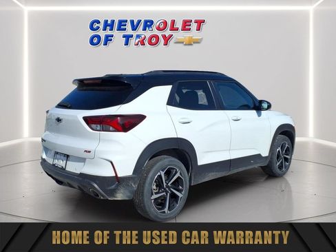Used 2022 Chevrolet TrailBlazer RS w/ Sun and Liftgate Package AWD/4WD image 9