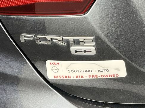 Used 2021 Kia Forte Sedan FWD image 25