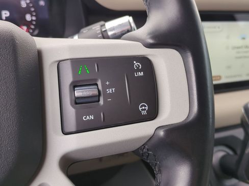 Used 2020 Land Rover Defender 110 S image 20