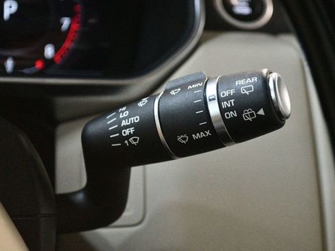 Used 2019 Land Rover Range Rover Supercharged image 75