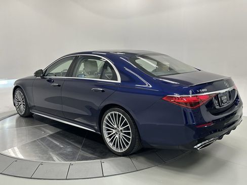 Used 2024 Mercedes-Benz S 580 4MATIC Sedan image 5