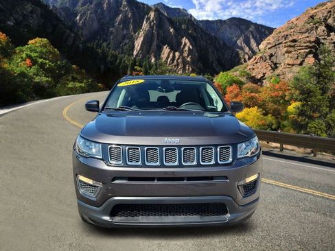 Used 2018 Jeep Compass Sport w/ Tech Group AWD/4WD image 6