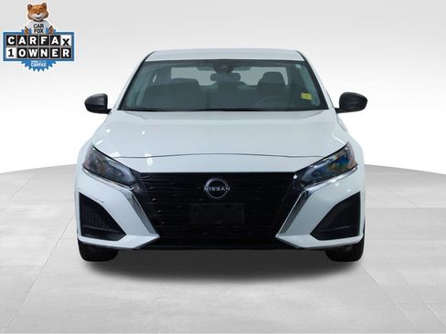 Used 2024 Nissan Altima 2.5 S image 7