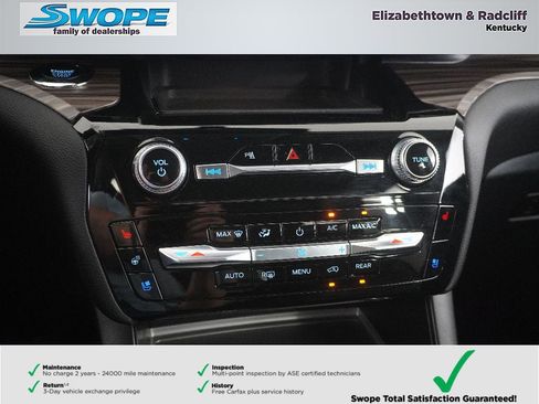 Used 2024 Ford Explorer Limited image 32