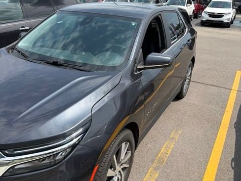 Used 2022 Chevrolet Equinox LT FWD image 3