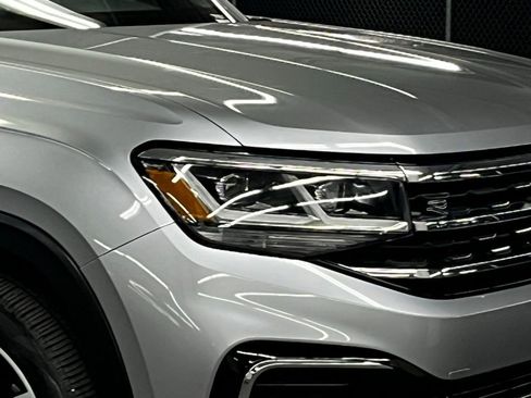 Used 2023 Volkswagen Atlas Cross Sport SEL Premium R-Line AWD/4WD image 44