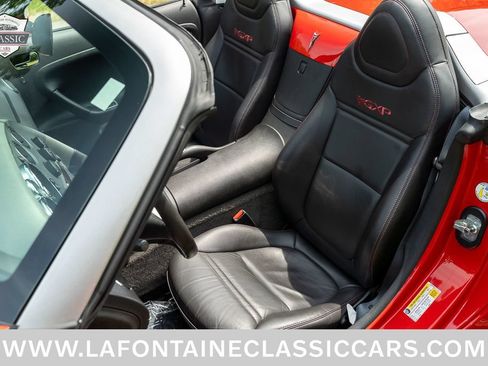 Used 2007 Pontiac Solstice GXP w/ Premium Package RWD image 43