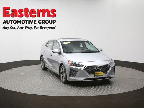 Used 2022 Hyundai Ioniq SEL FWD image 50
